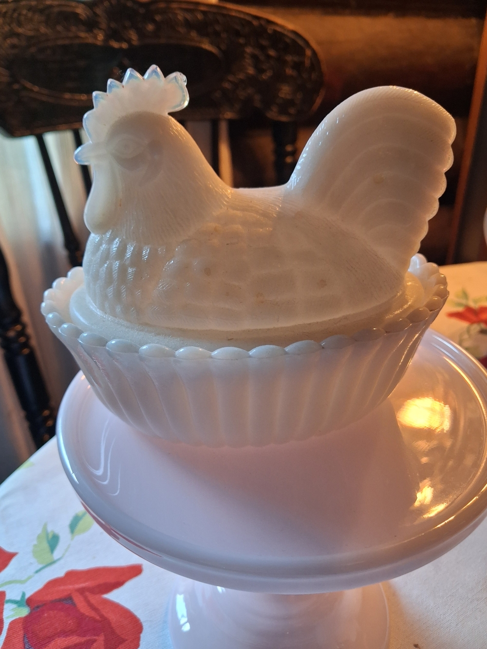 Westmoreland White Milk Glass Hen Covered Nest Dish